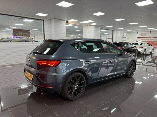 Seat Leon Hatchback Black