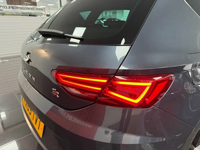 Seat Leon Hatchback Black #6