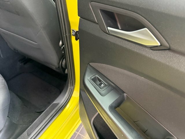 Volkswagen Golf Hatchback CP70EVB Yellow #4