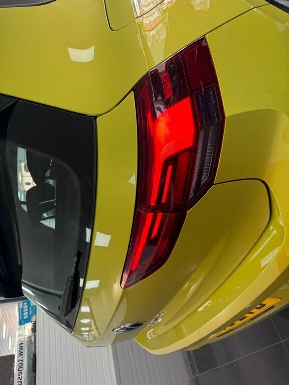 Volkswagen Golf Hatchback CP70EVB Yellow #5