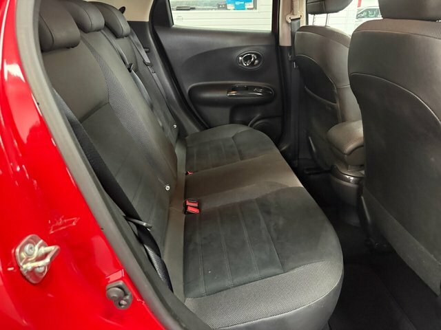 Nissan Juke Suv YA19GYO Red #5