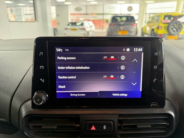 Vauxhall Combo Life 1.5 Turbo D 100 Se Blue #28