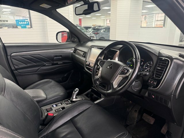 Mitsubishi Outlander Exceed Black #20