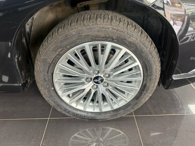 Mitsubishi Outlander Exceed Black #19