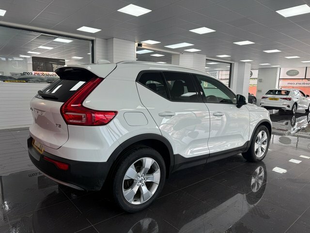 Volvo XC40 Suv SD20CWA White #2