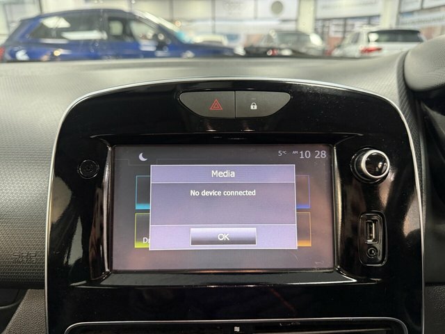 Renault Clio 1.2 16V Dynamique Nav Black #33