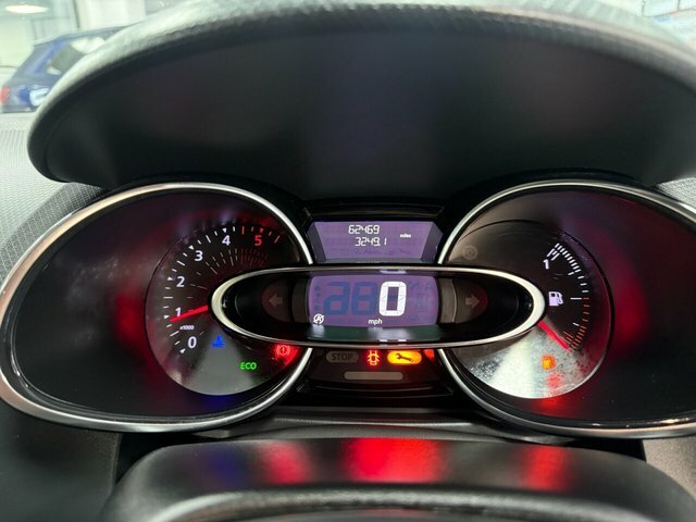 Renault Clio 1.2 16V Dynamique Nav Black #29
