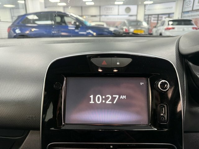 Renault Clio 1.2 16V Dynamique Nav Black #30
