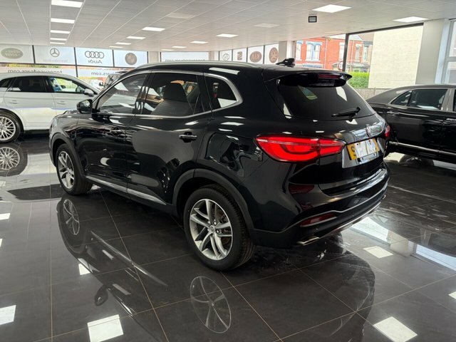 MG HS Suv Black #6