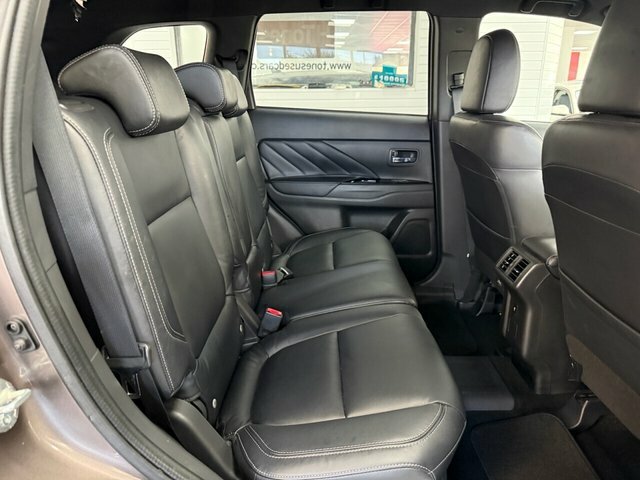 Mitsubishi Outlander Suv Brown #5