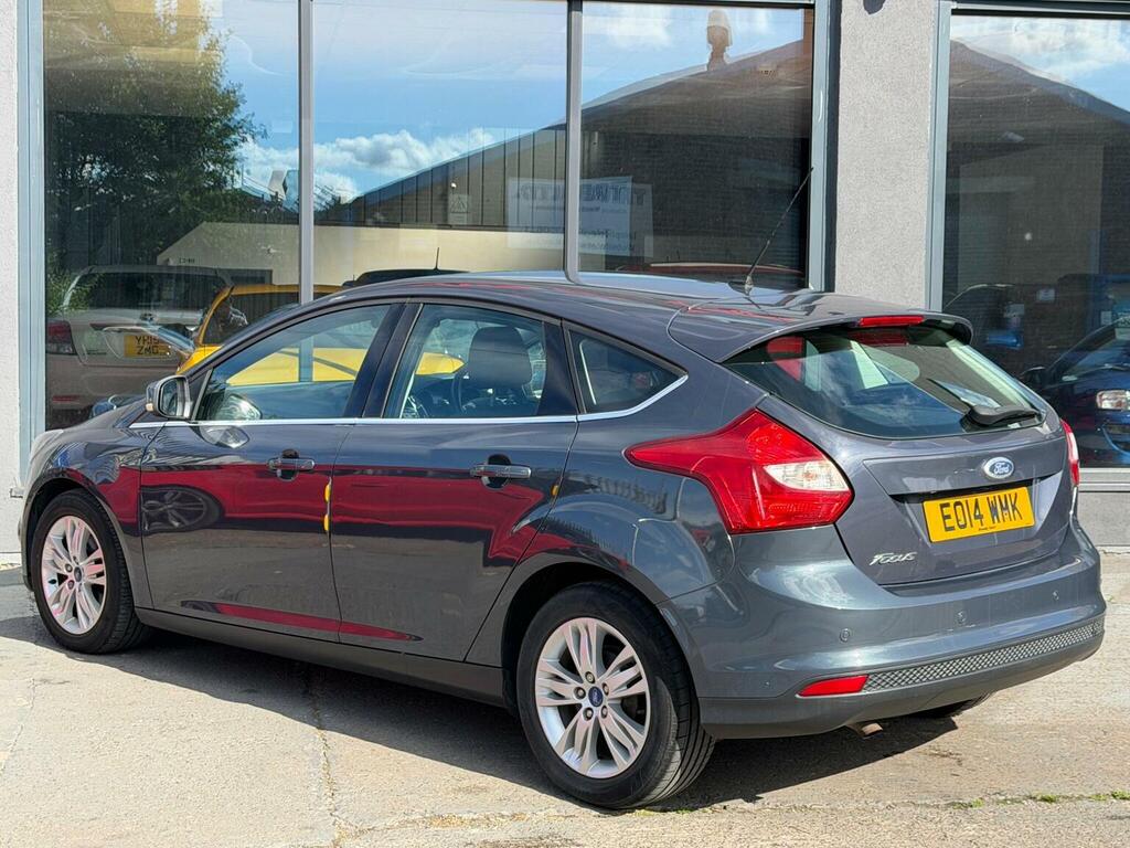 Ford Focus Hatchback 1.6 Tdci Titanium Navigator Euro 5 Ss EO14WMK Grey #6
