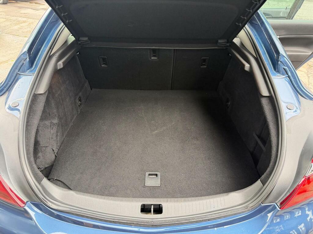 Vauxhall Insignia  White #31