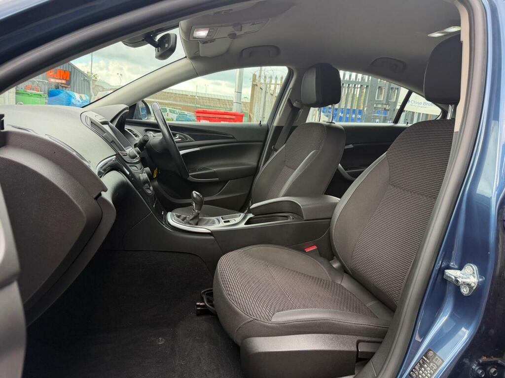 Vauxhall Insignia  White #14