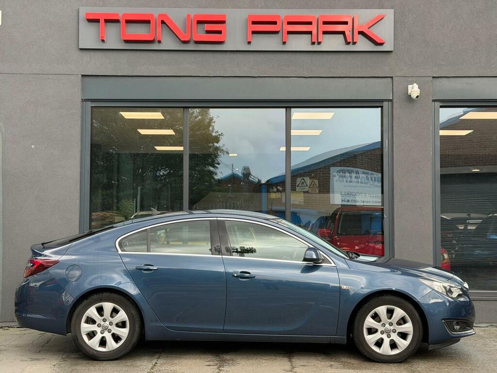 Vauxhall Insignia  White #10