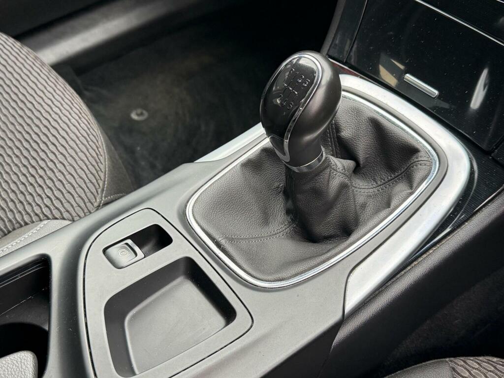 Vauxhall Insignia  White #18