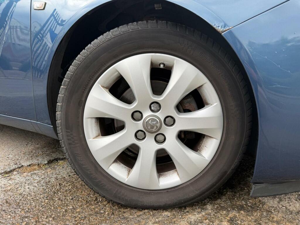 Vauxhall Insignia  White #35
