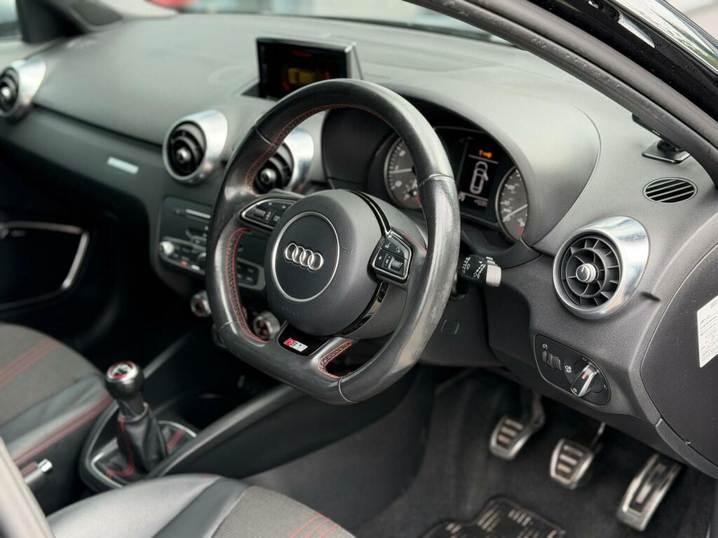 Audi S1 2L Null Red #18