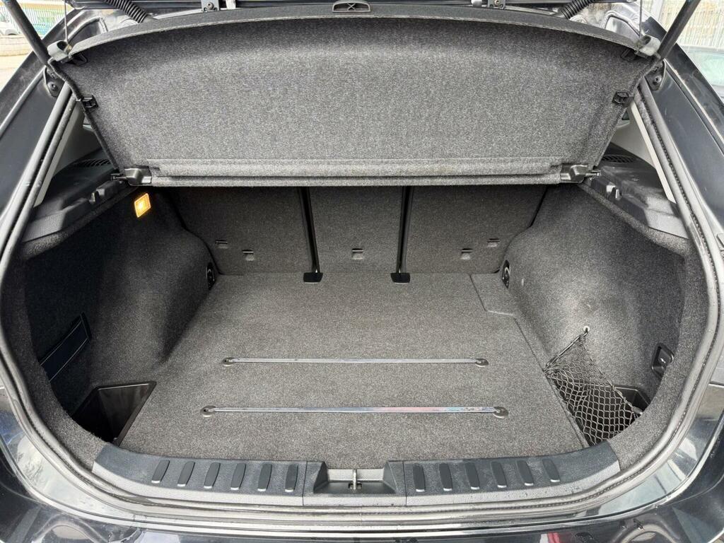 BMW X1 Xline Black #31