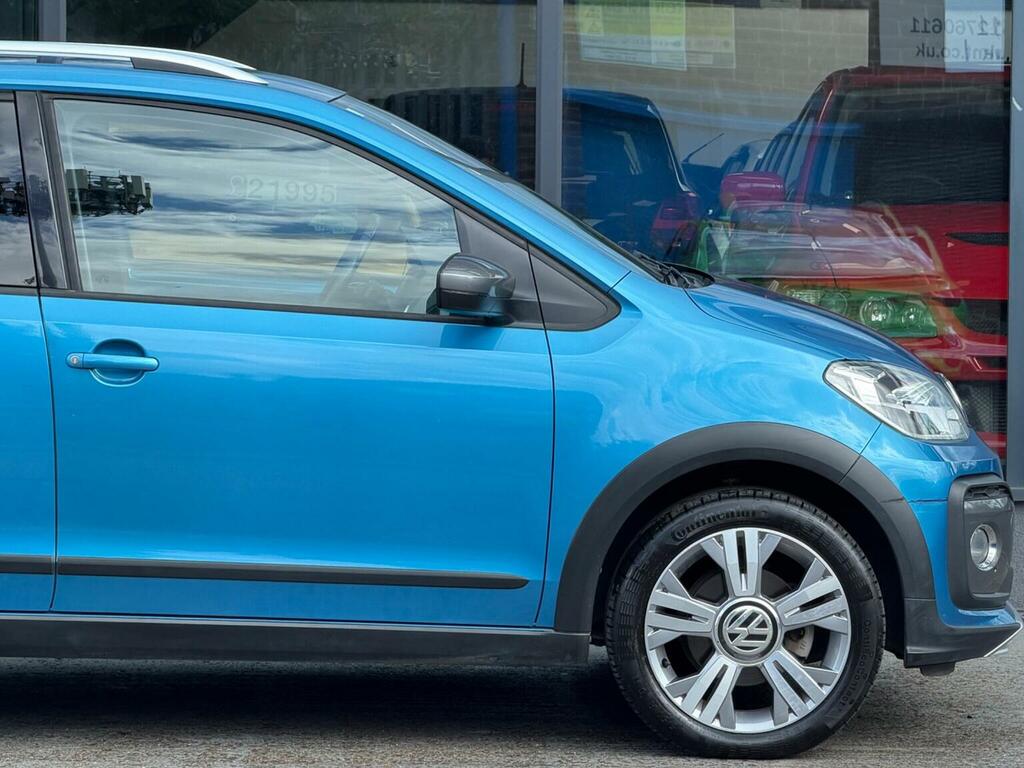 Volkswagen Up 1.0 Take White #9