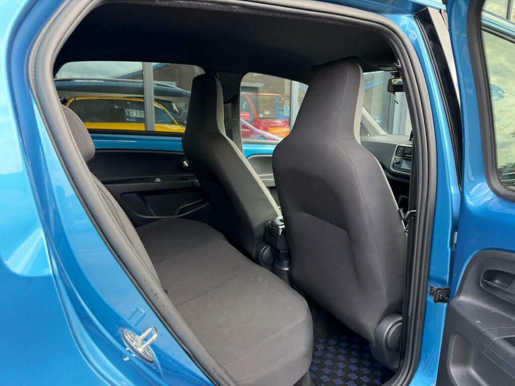 Volkswagen Up 1.0 Take White #31