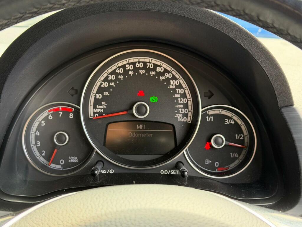 Volkswagen Up 1.0 Take White #27
