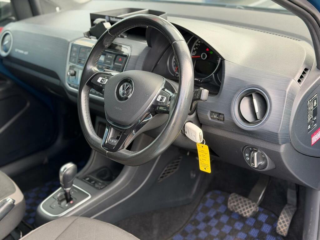 Volkswagen Up 1.0 Take White #19