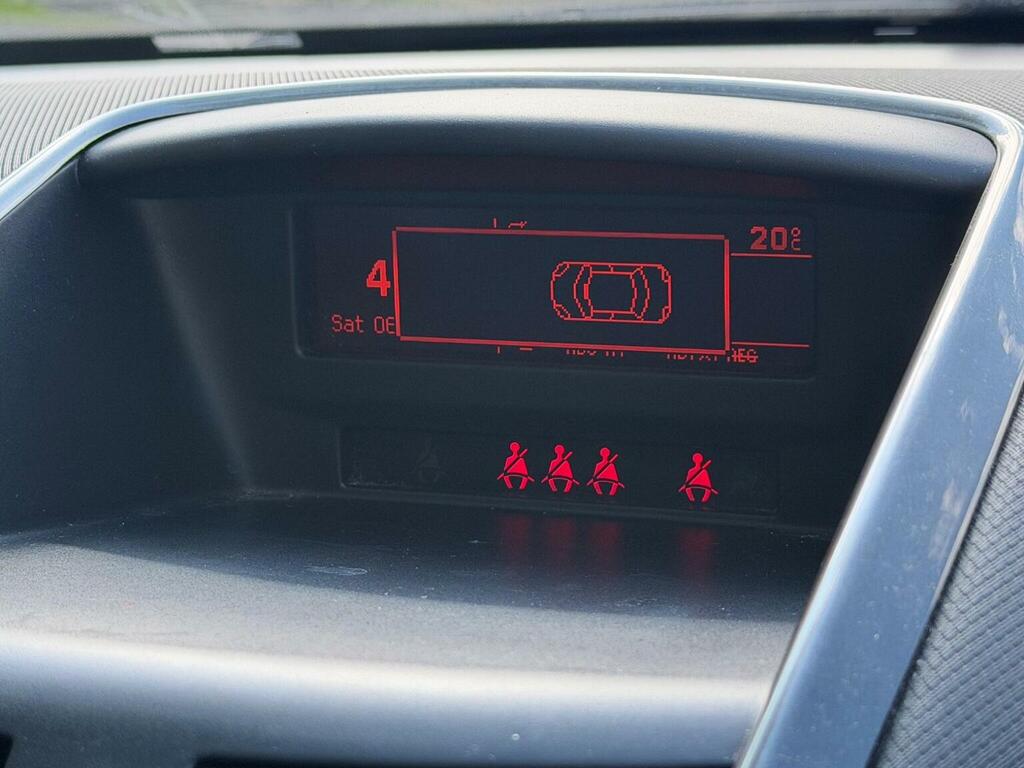 Peugeot 207 Active Black #17