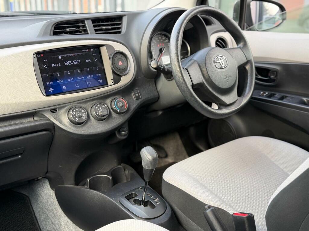 Toyota Yaris 1.33 Dual Vvt-i Tr Multidrive S Euro 5 Black #3