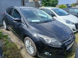 Ford Focus 1.0 Ecoboost Zetec Navigator H B Black Met 35