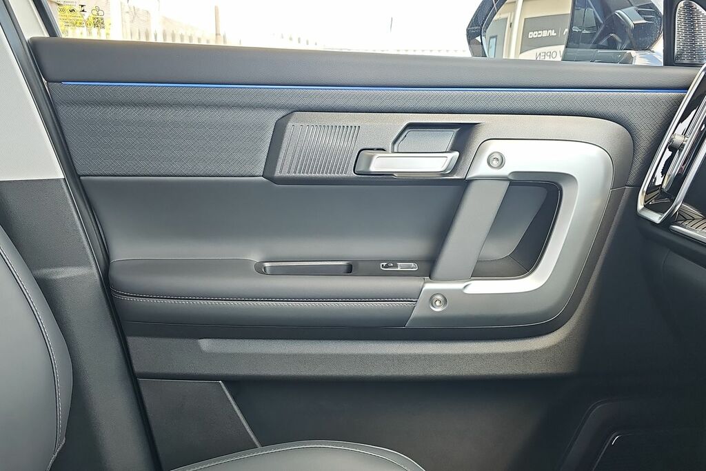 JAECOO 7 1.5T Shs 18.3Kwh Luxury Suv Plug In Hyb Silver #15