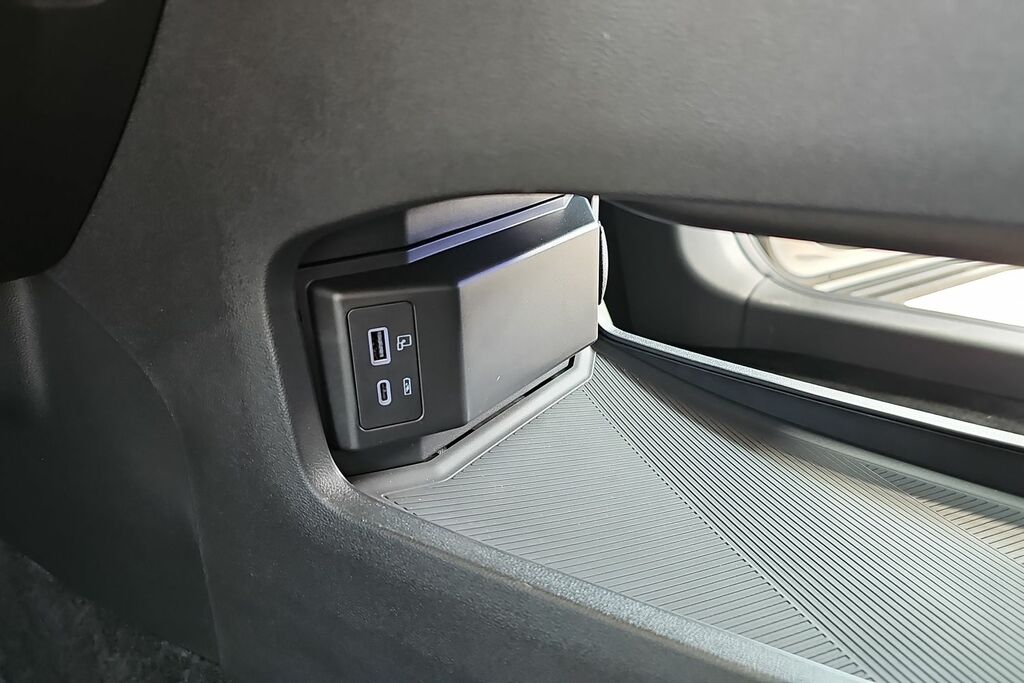 JAECOO 7 1.5T Shs 18.3Kwh Luxury Suv Plug In Hyb Silver #27