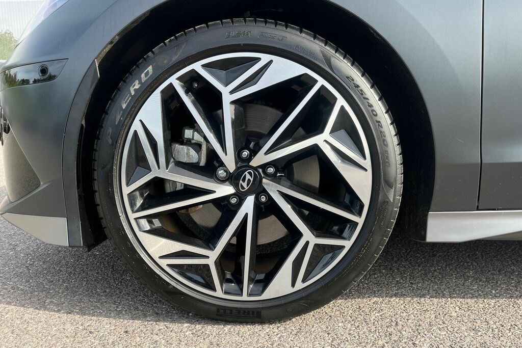 Hyundai Ioniq 6 77.4Kwh Ultimate Saloon Grey #5