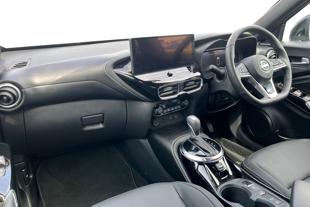 Nissan Juke 1.6 Tekna Suv Hybrid OW25YRJ Grey #2