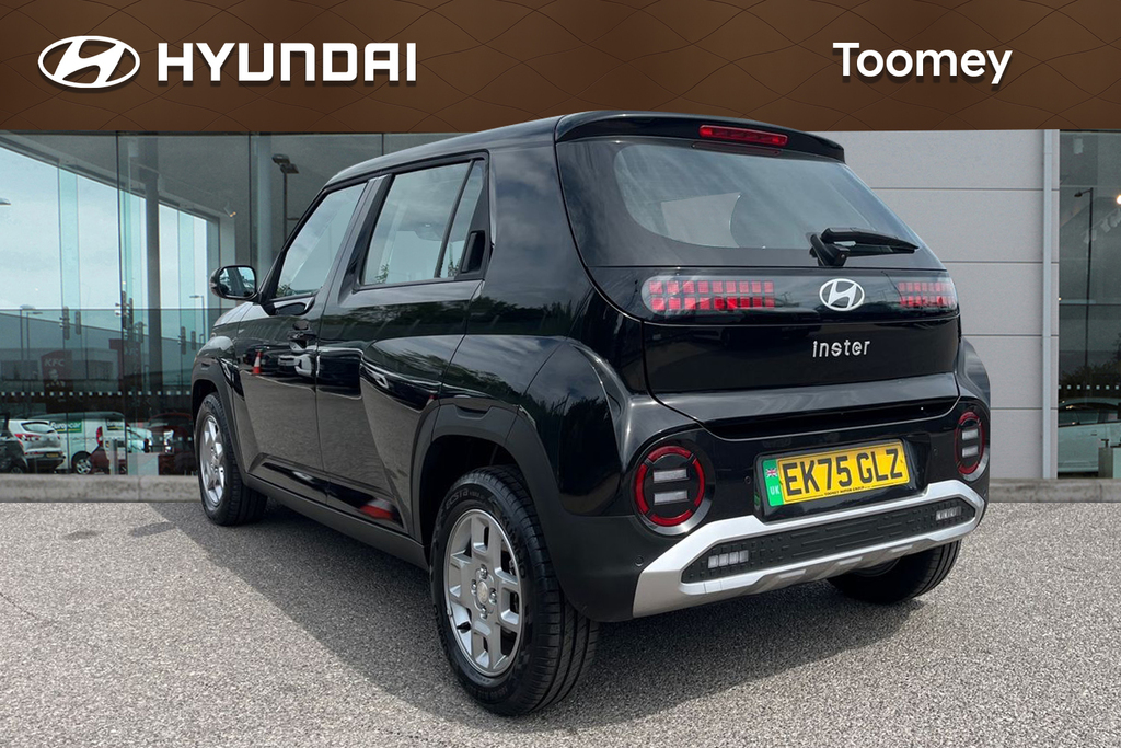 Hyundai Inster Long Range 49Kwh 01 Suv Black #3