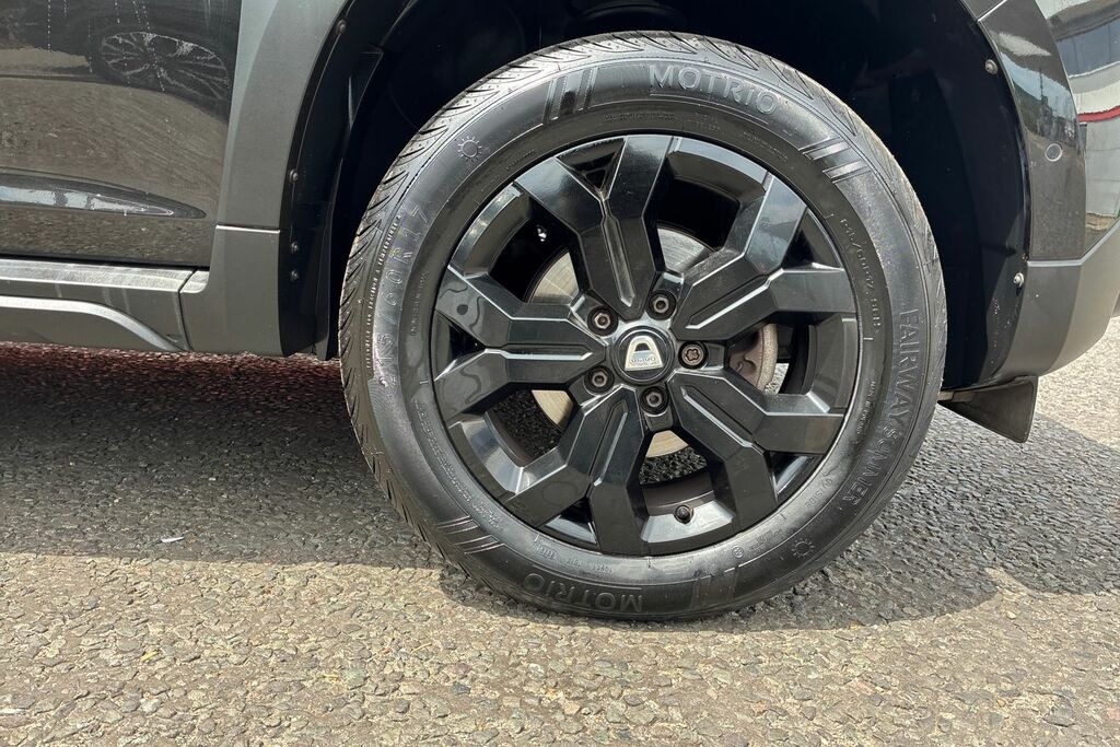 Dacia Duster 1.3 Tce Extreme Se Suv EO72FZP Black #5