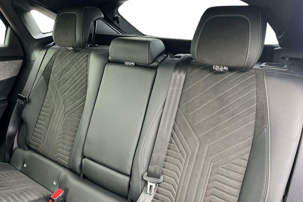 Peugeot 3008 73Kwh Gt Suv 210 Ps  #9
