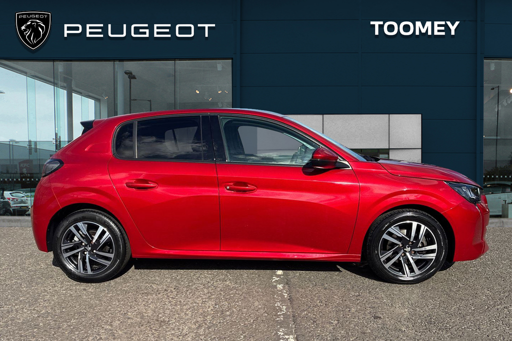 Peugeot 208 1.2 Puretech Allure Premium Hatchback M Red #4