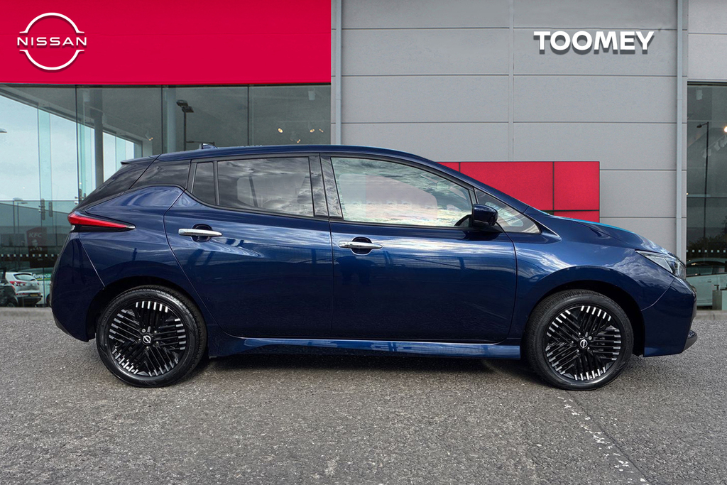 Nissan Leaf 59Kwh E Plus N Connecta Hatchback Aut Blue #4