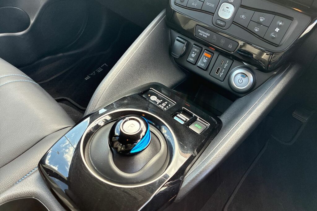 Nissan Leaf Leaf 110Kw Tekna 39Kwh Grey #19