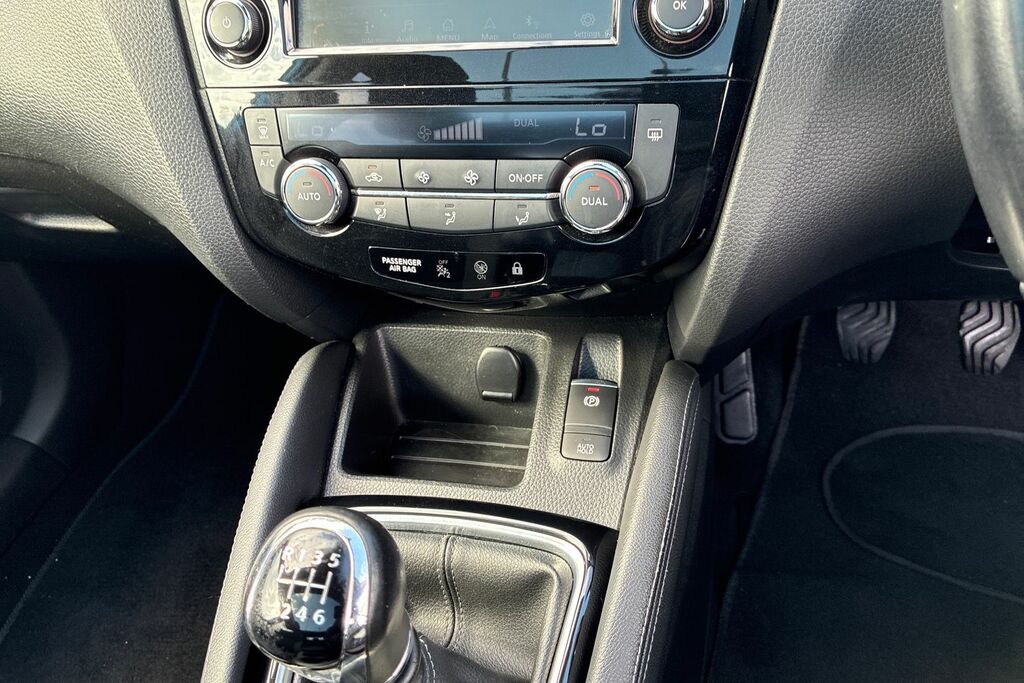 Nissan Qashqai 1.3 Dig-t 160 N-tec Dct Grey #18