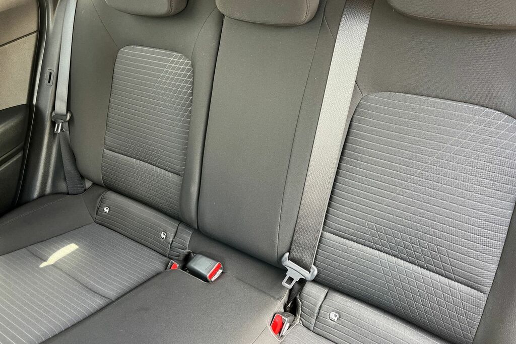 Hyundai I20 Premium Red #15