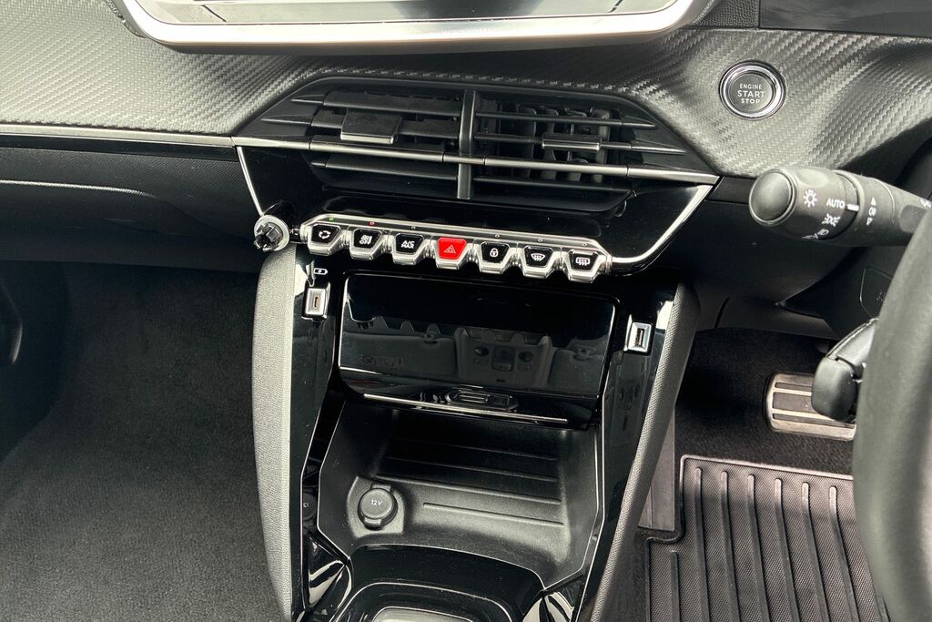 Peugeot 208 1.2 Puretech Active Premium Black #18