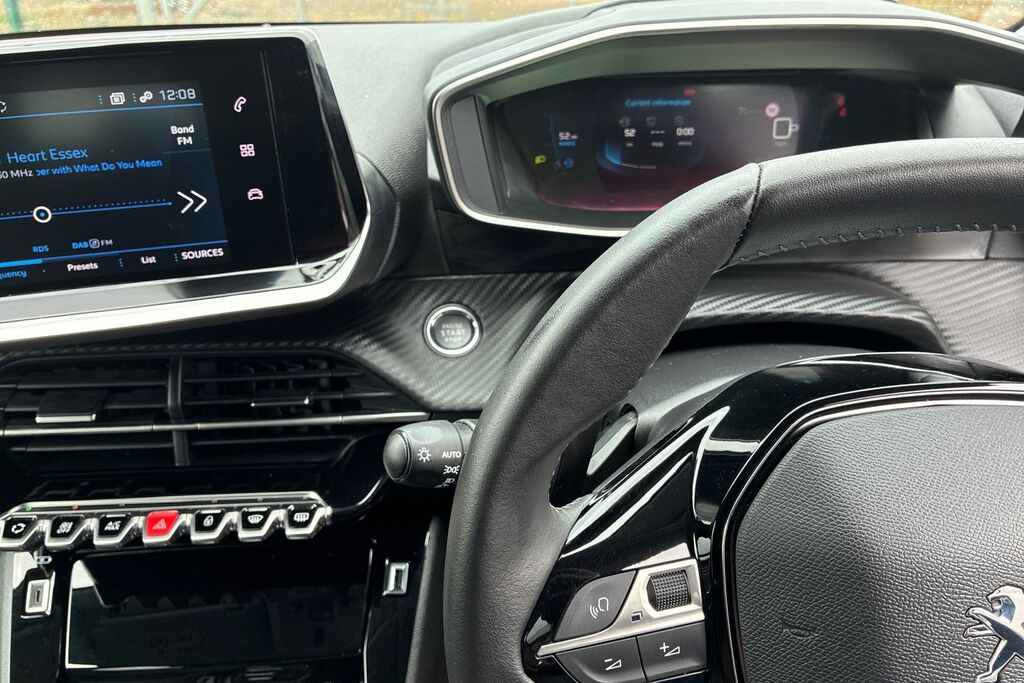 Peugeot 208 1.2 Puretech Active Premium Black #20