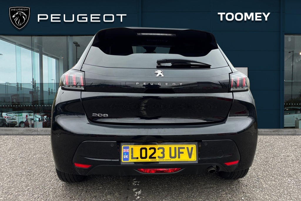 Peugeot 208 1.2 Puretech Active Premium Black #6