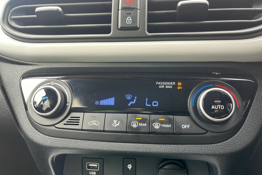 Hyundai I10 Hatchback Blue #18