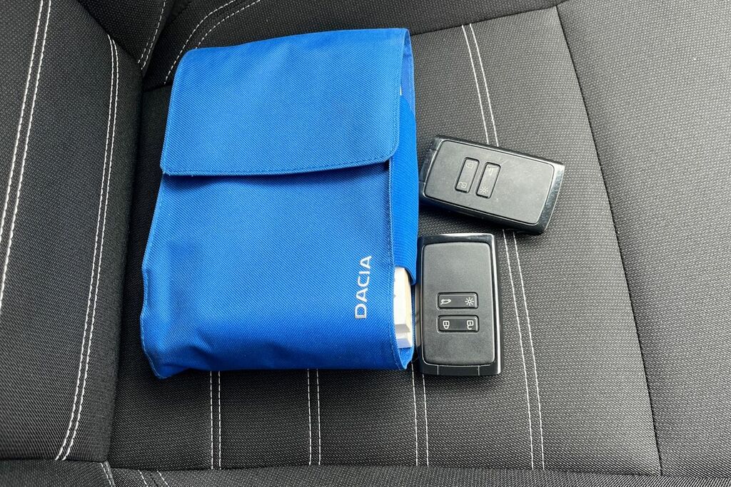 Dacia Jogger 1.0 Tce Extreme Grey #22