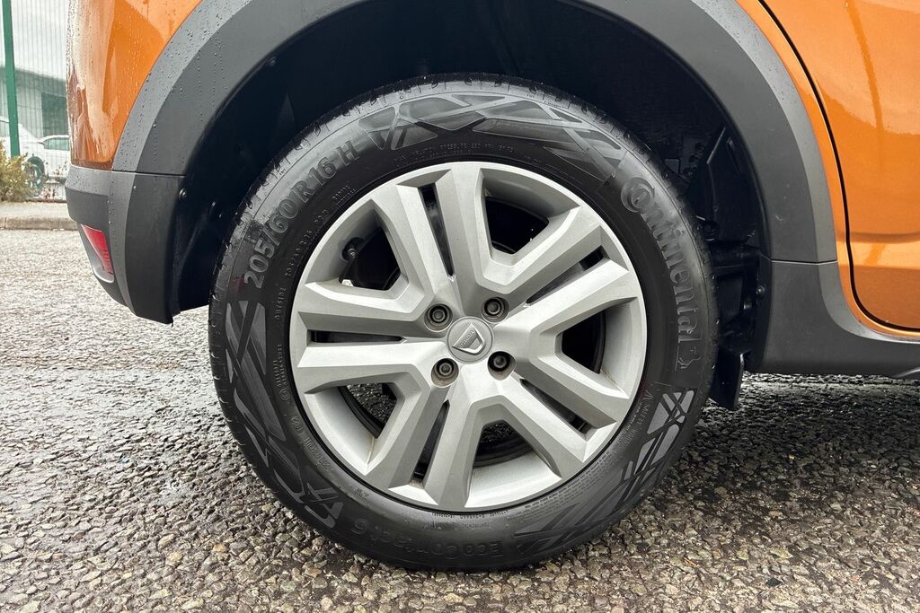 Dacia Sandero Stepway 1.0 Tce Essential Hatchback EK72USE Orange #5