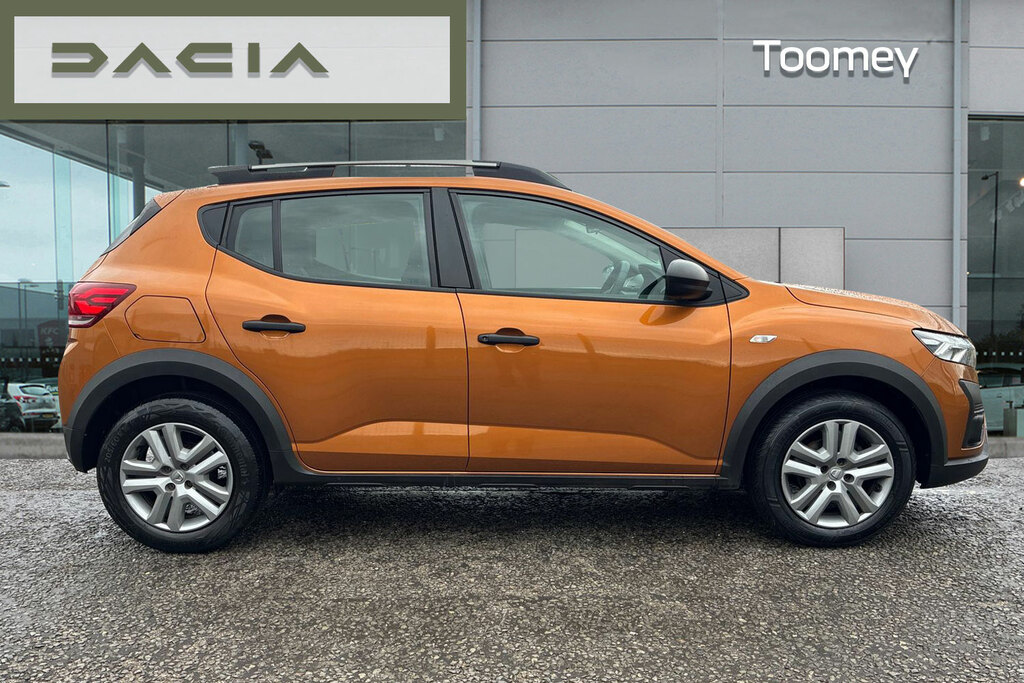Dacia Sandero Stepway 1.0 Tce Essential Hatchback EK72USE Orange #4