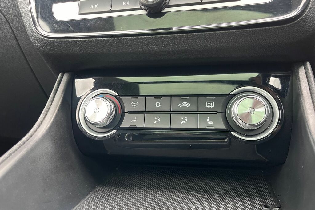 MG ZS Zs Excite Vti-tech White #18