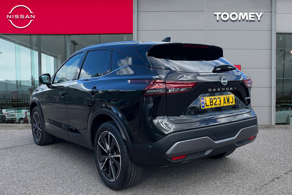 Nissan Qashqai 1.5 H E Power Tekna Suv Hybrid LB23AWJ Black #3
